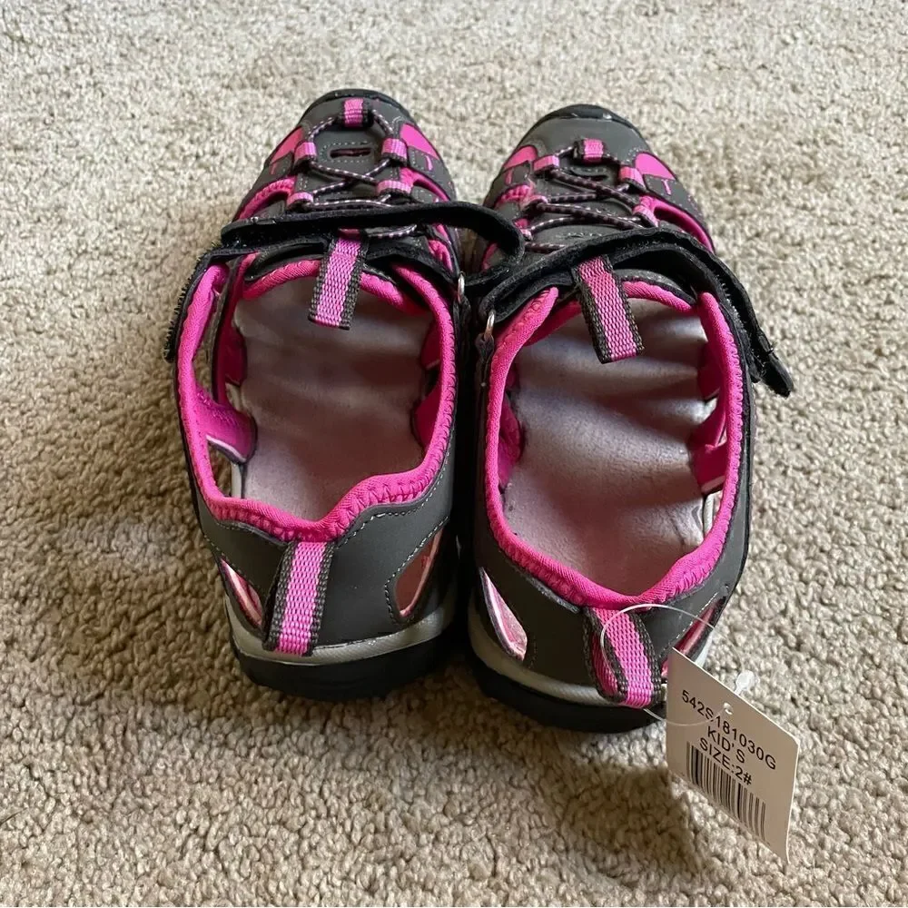 World Wide Sportsman Girls Outdoor Sandals Size 2 Big Girls